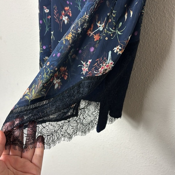 Maeve Anthropologie Floral Tank Top with lace details spaghetti straps size XS - Picture 5 of 10